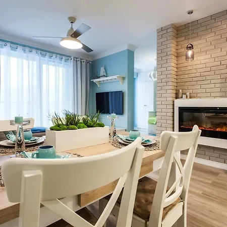 Apartament Muszelka Na Solnej Z Garazem Apartamento Kołobrzeg